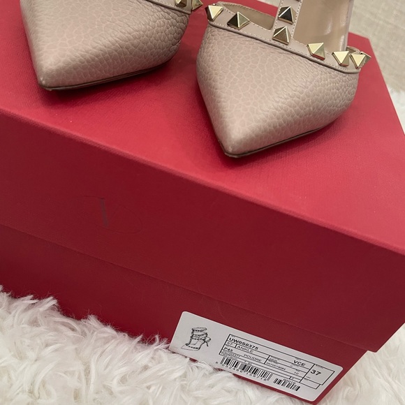 Valentino Rockstud Pumps - Picture 7 of 7